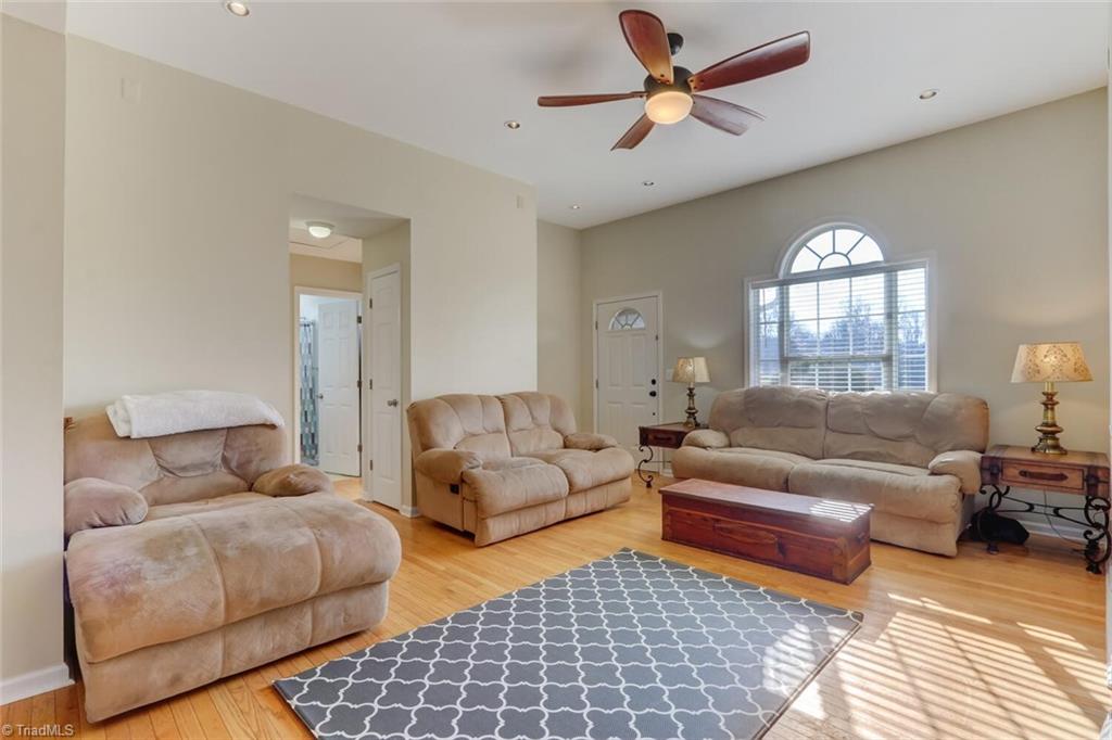 1520 Gibbs Road Reidsville, NC 27320 - Photo 6 of 30 Gallery Image 6
