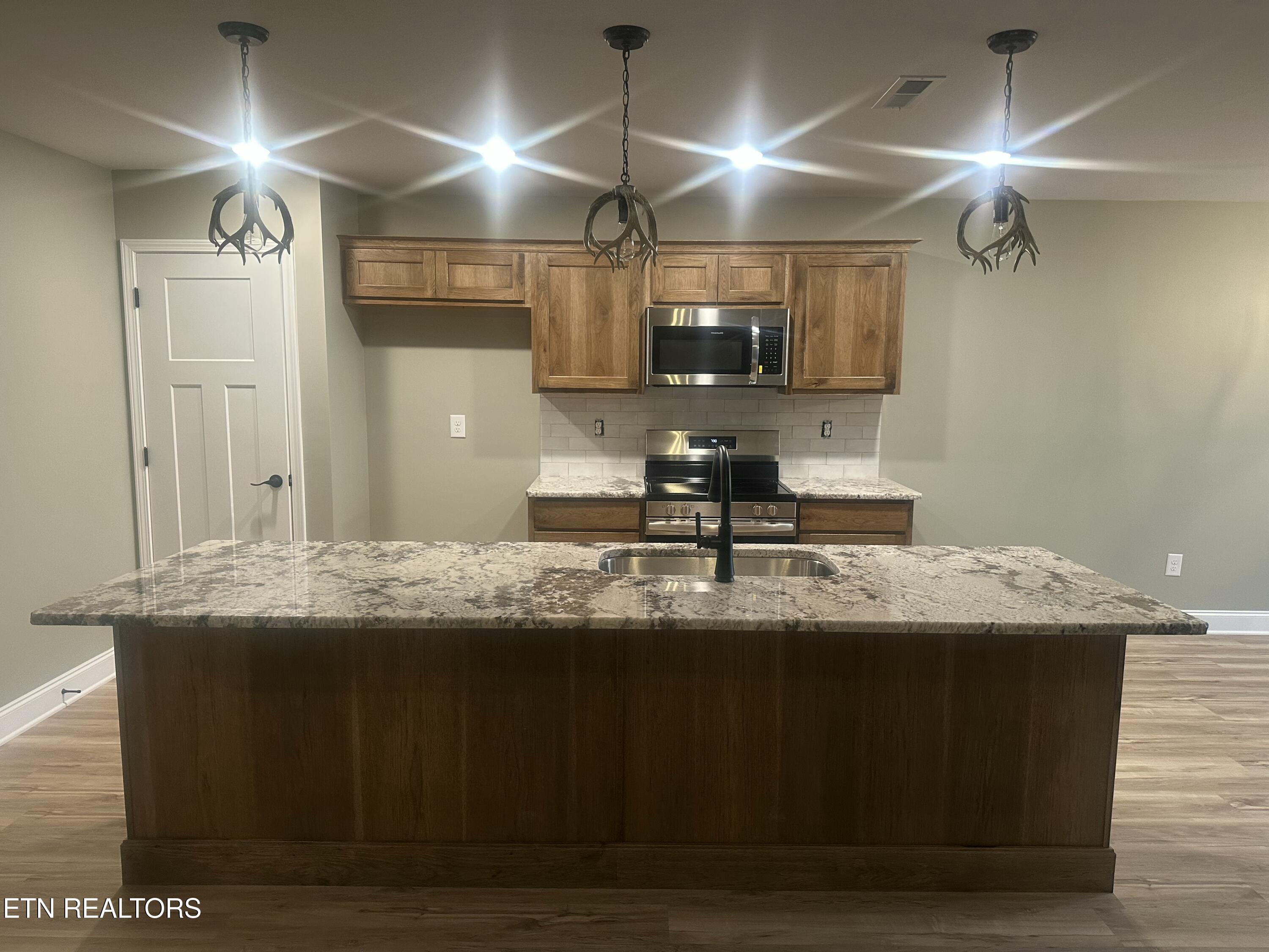 540 Henderson Road, Unit 134 Pigeon Forge, TN 37862 - Photo 30 of 53 IMG_3140