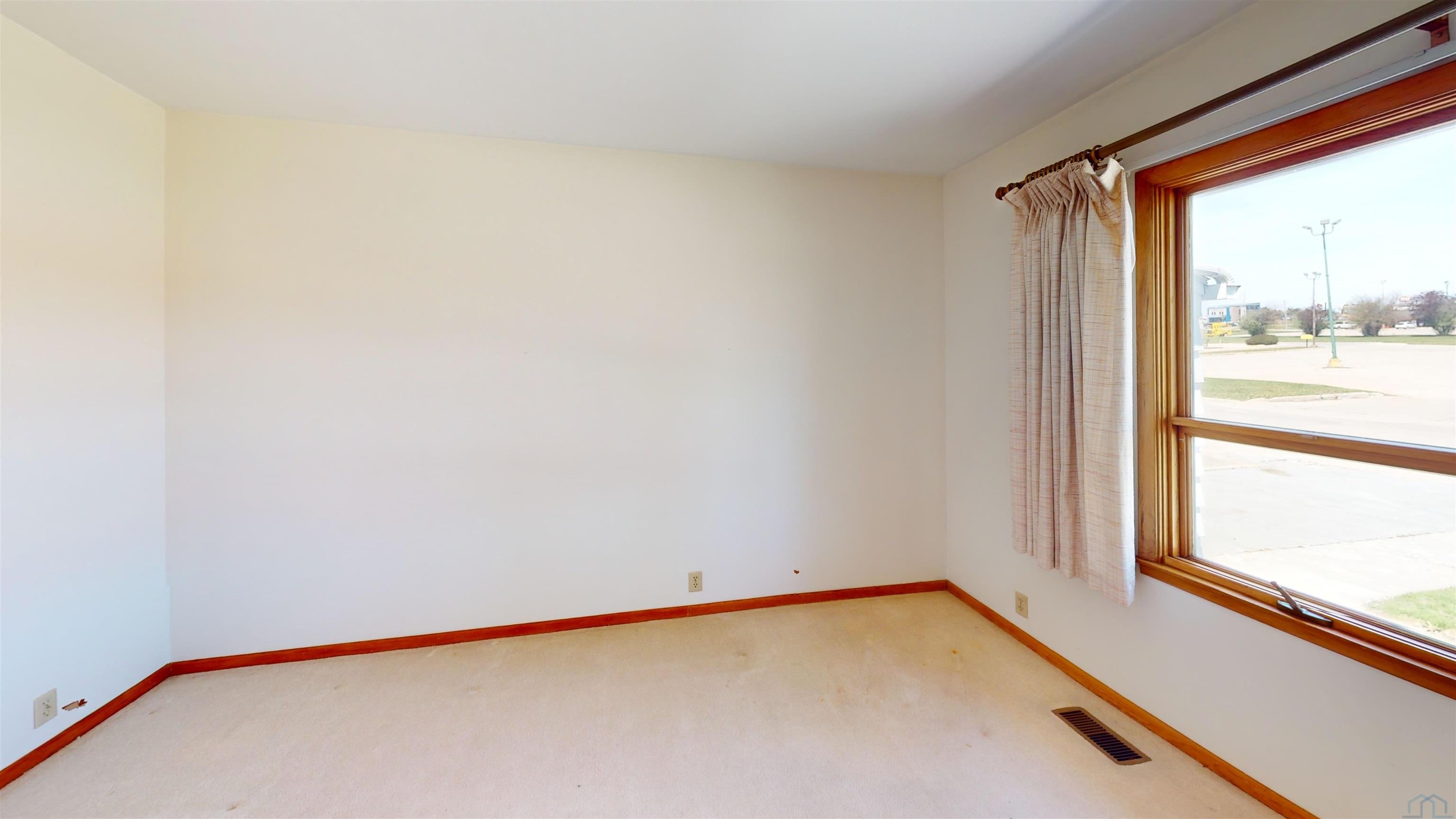 119 East Ridgeview Drive Cherokee, IA 51012 - Photo 12 of 50 Gallery Image 12