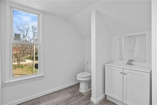 $272,500 | 325 South Elm Street, Ottawa, KS 66067
