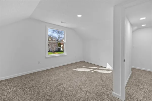 $272,500 | 325 South Elm Street, Ottawa, KS 66067