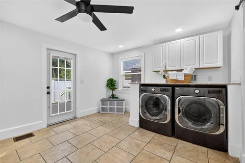 $699,900 | 480 28th Avenue North, St. Petersburg, FL 33704