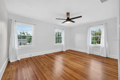 $699,900 | 480 28th Avenue North, St. Petersburg, FL 33704