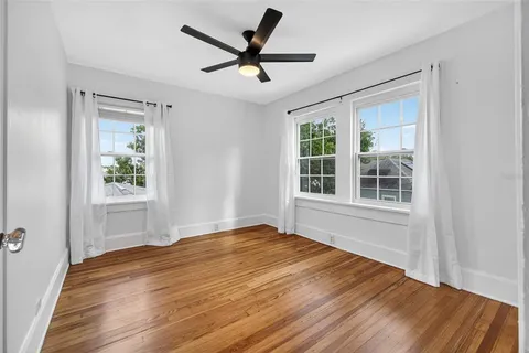 $699,900 | 480 28th Avenue North, St. Petersburg, FL 33704