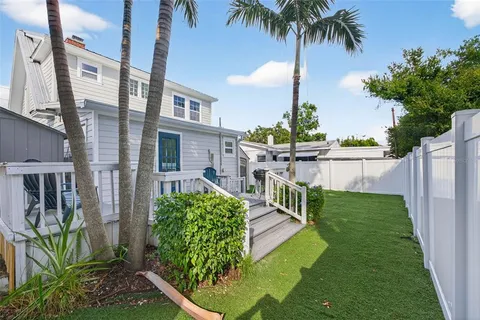 $699,900 | 480 28th Avenue North, St. Petersburg, FL 33704