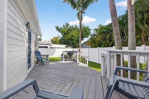 $699,900 | 480 28th Avenue North, St. Petersburg, FL 33704