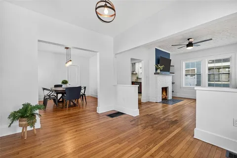 $699,900 | 480 28th Avenue North, St. Petersburg, FL 33704