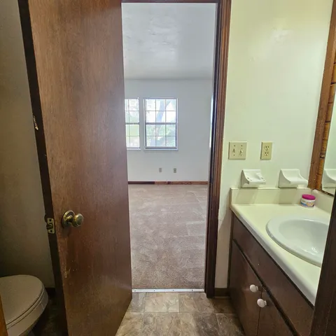 $1,050 | 1208 Hidden Place, Tallahassee, FL 32304