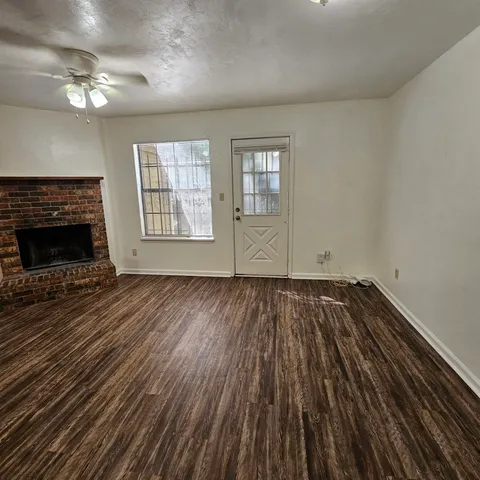 $1,050 | 1208 Hidden Place, Tallahassee, FL 32304