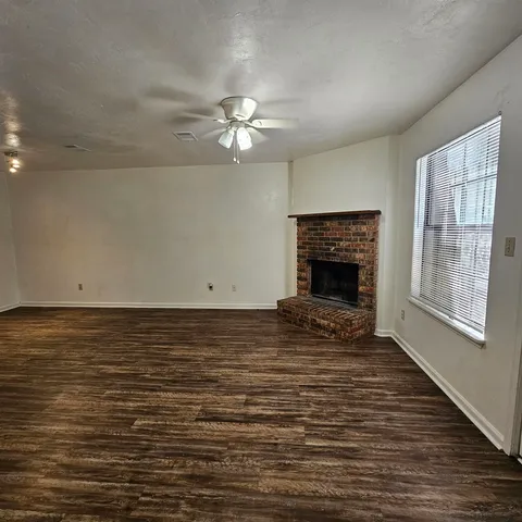 $1,050 | 1208 Hidden Place, Tallahassee, FL 32304