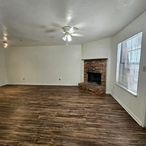 $1,050 | 1208 Hidden Place, Tallahassee, FL 32304