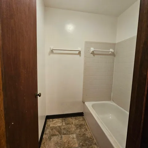 $1,050 | 1208 Hidden Place, Tallahassee, FL 32304