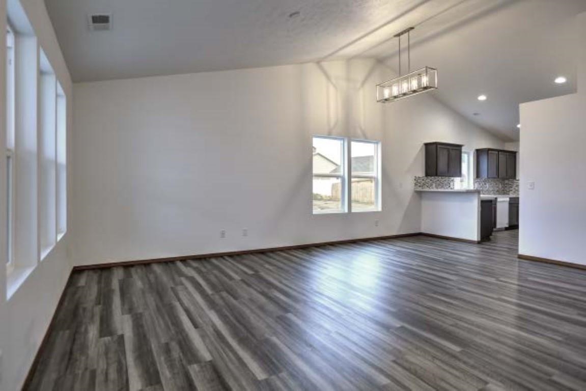 10334 West Salmonberry Road Cheney, WA 99004 - Photo 9 of 25