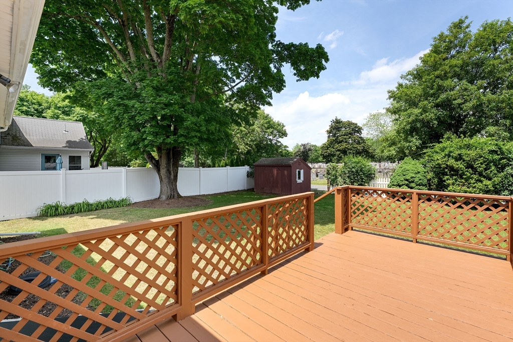 53 Roberts Road Medford, MA 02155 - Photo 34 of 41