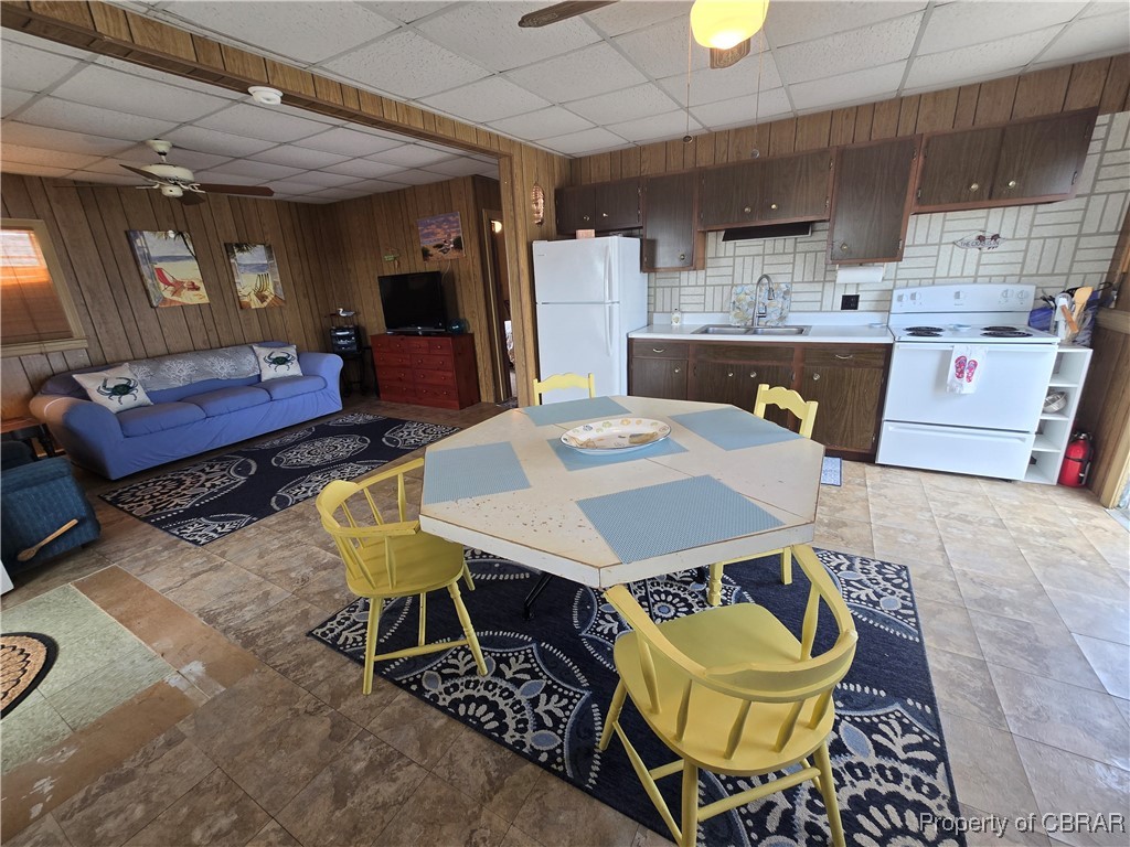 320 Chesapeake Shore Road Port Haywood, VA 23138 - Photo 10 of 46