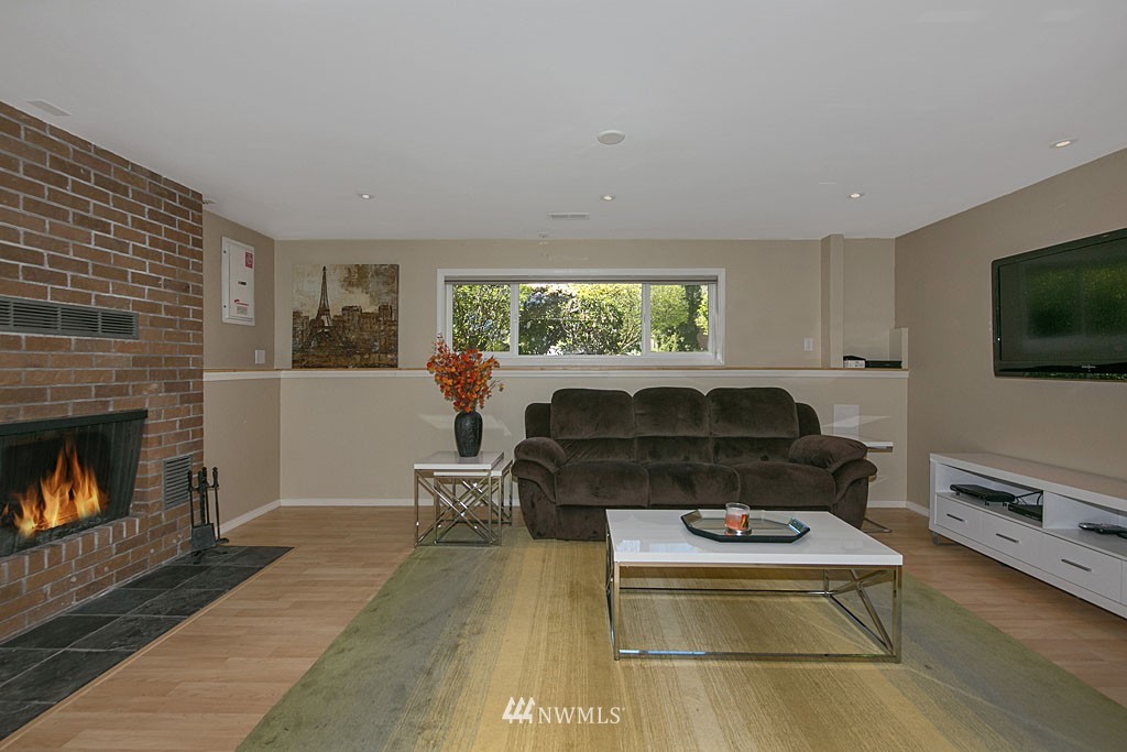 22023 5th Avenue West Bothell, WA 98021 - Photo 14 of 20