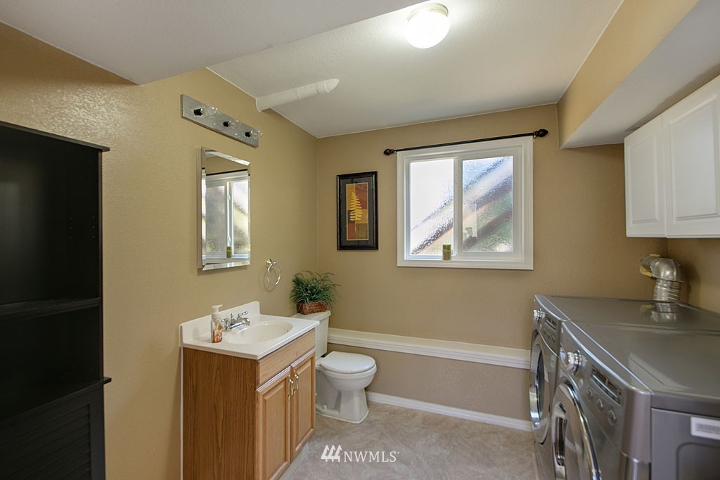 22023 5th Avenue West Bothell, WA 98021 - Photo 16 of 20