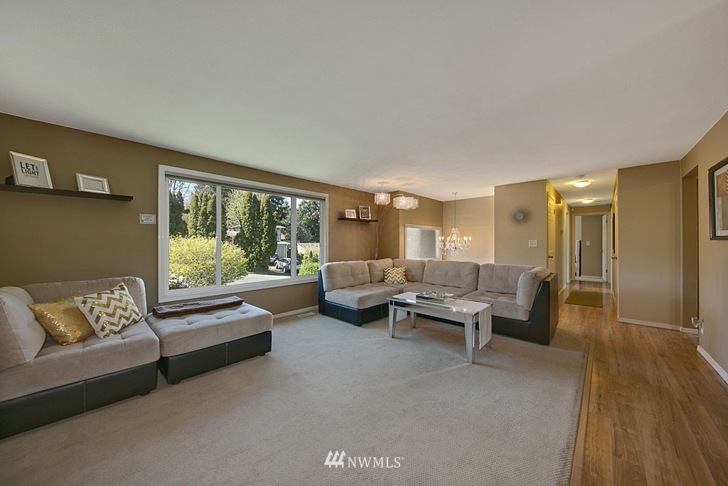 22023 5th Avenue West Bothell, WA 98021 - Photo 5 of 20