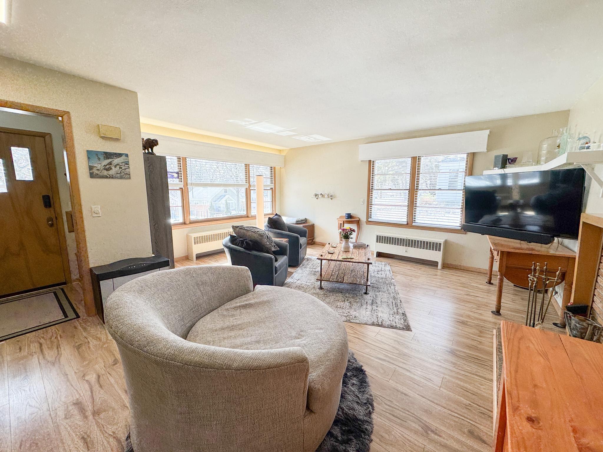 512 Spruce Street Fergus Falls, MN 56537 - Photo 3 of 35