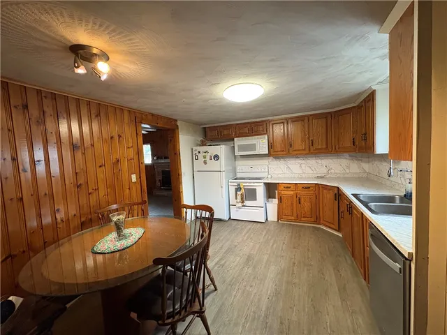 $165,900 | 41 South Walnut Street, Waterloo, NY 13165