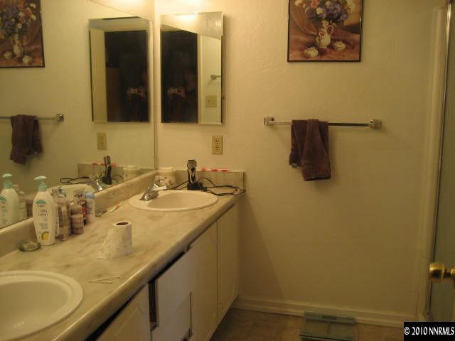 4320 Acadia Way Reno, NV 89502 - Photo 8 of 9 Photo 8
