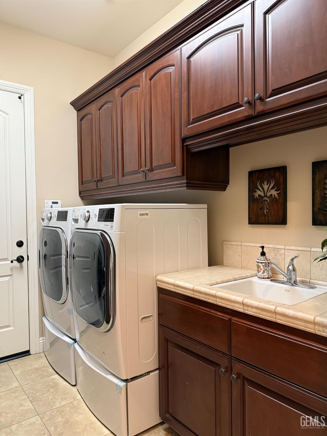 Undisclosed Address Bakersfield, CA 93311 - Photo 31 of 37