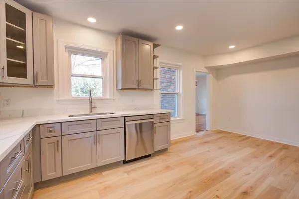 $2,399 | 2208 Blodgett Street, Unit 1, Houston, TX 77004