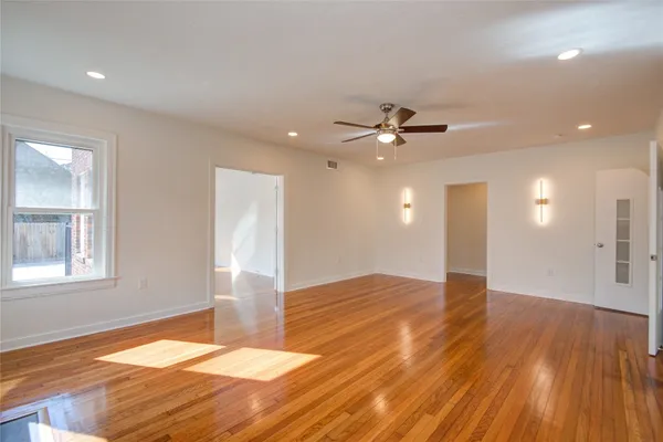 $2,299 | 2208 Blodgett Street, Unit 1, Houston, TX 77004