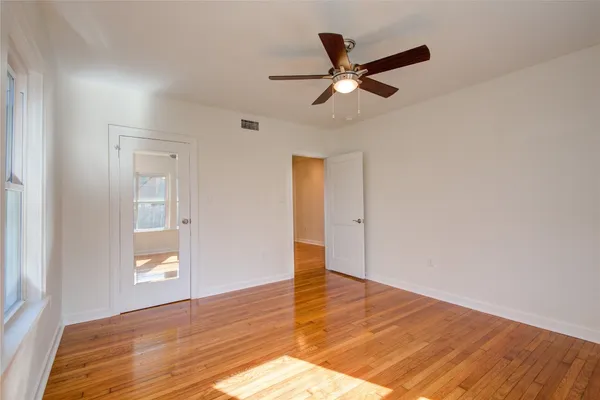 $2,299 | 2208 Blodgett Street, Unit 1, Houston, TX 77004