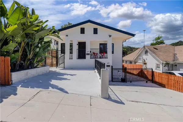 $1,180,000 | 560 Coleman Avenue, Los Angeles, CA 90042