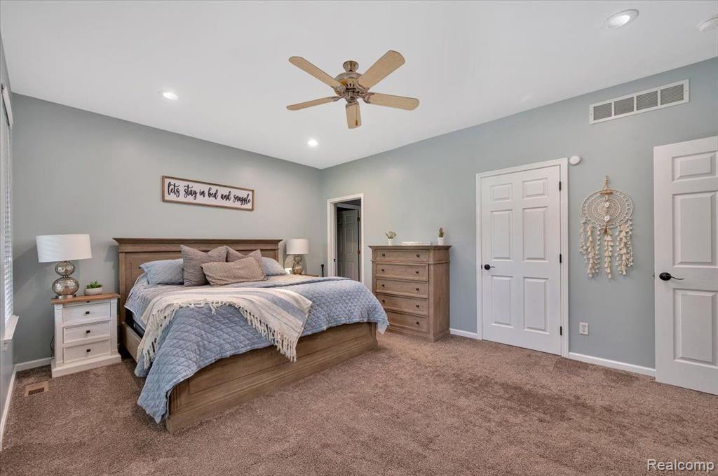 2227 Pheasant Ridge Lapeer, MI 48446 - Photo 33 of 55