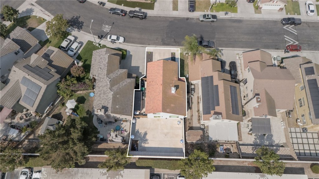 823 Pathfinder Way Corona, CA 92878 - Photo 47 of 59 an aerial view of residential houses with outdoor space and parking
