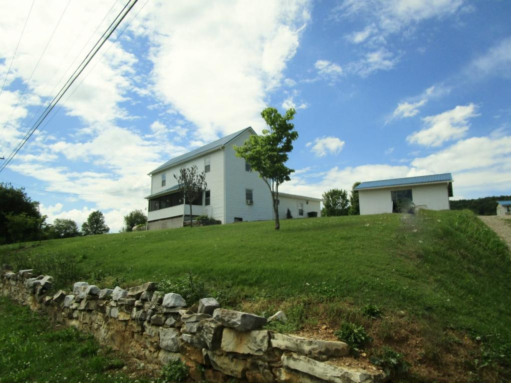 5061 Reedy Creek Road Bristol, VA 24202 - Photo 3 of 4 Photo 3