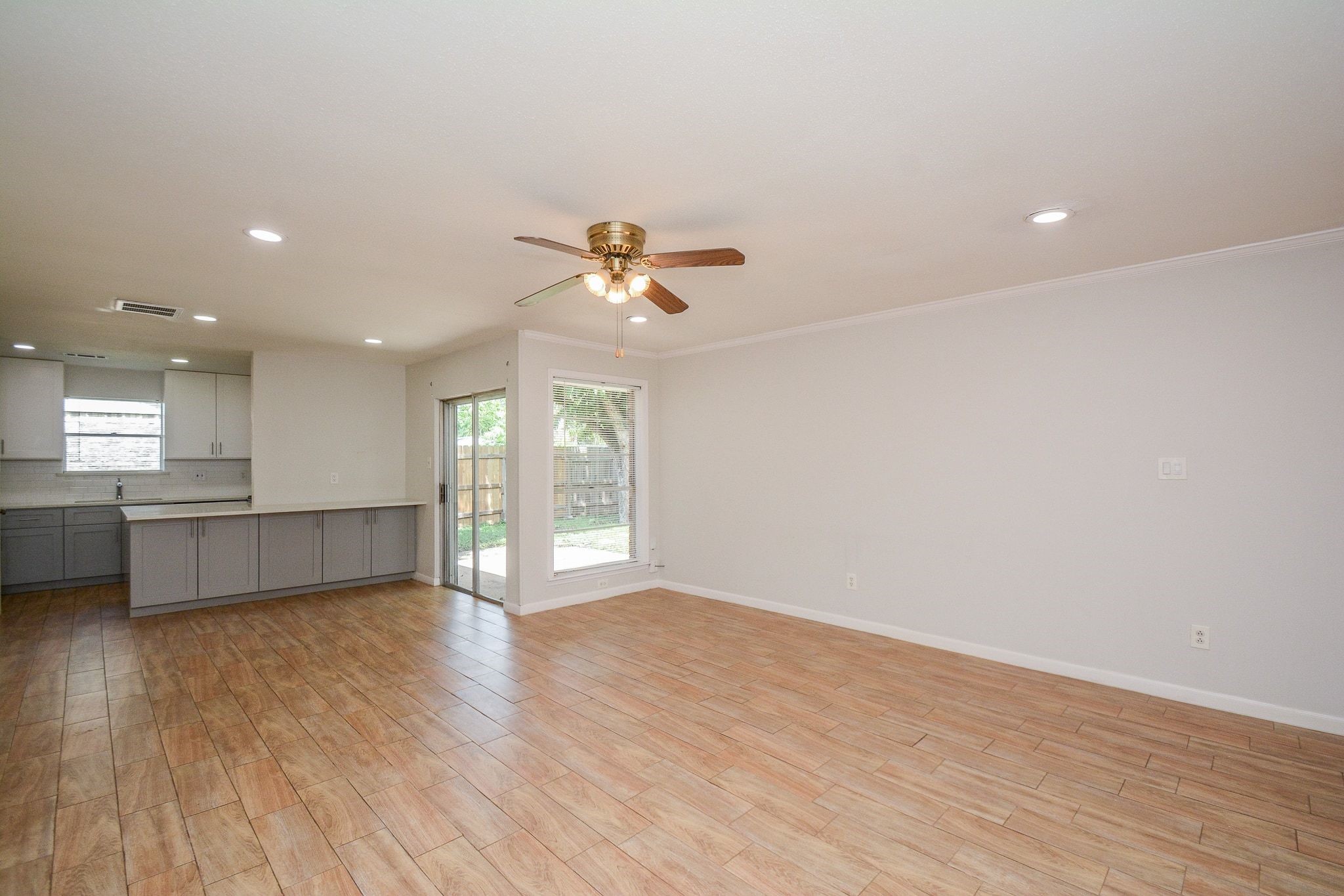 6002 Verdome Lane Houston, TX 77092 - Photo 20 of 49