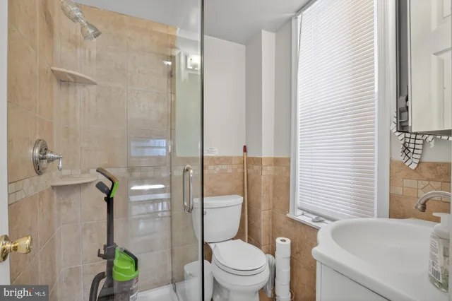 $6,660 | 4058 Irving Street, Philadelphia, PA 19104