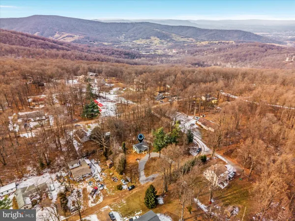 $334,900 | 139 Nez Perce Way, Chester Gap, VA 22623