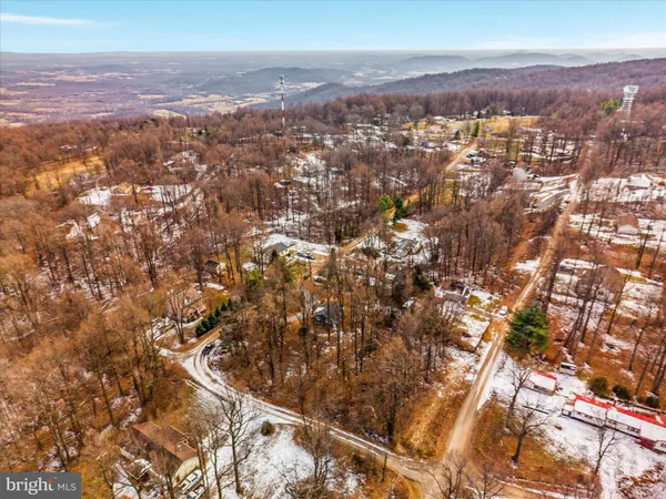 $334,900 | 139 Nez Perce Way, Chester Gap, VA 22623