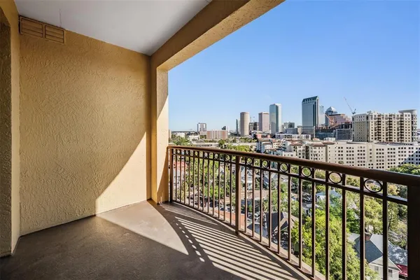 $3,400 | 345 Bayshore Boulevard, Unit 1402, Tampa, FL 33606