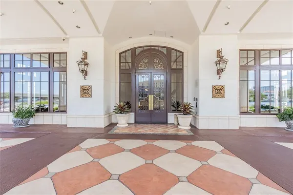 $3,400 | 345 Bayshore Boulevard, Unit 1402, Tampa, FL 33606