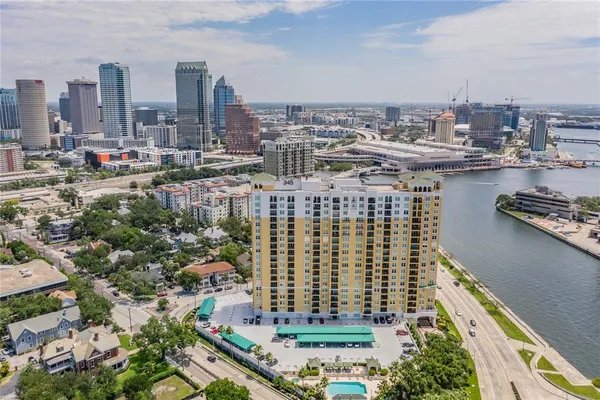 $3,400 | 345 Bayshore Boulevard, Unit 1402, Tampa, FL 33606