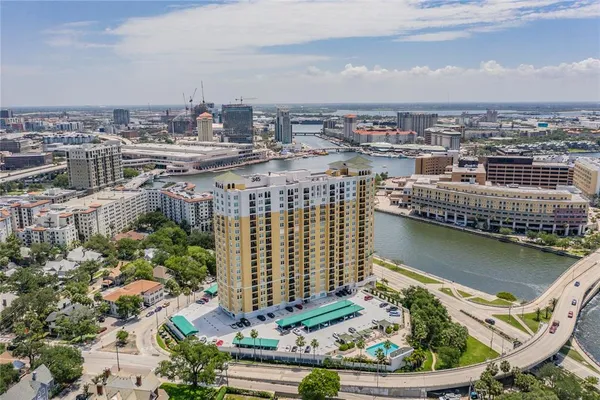 $3,400 | 345 Bayshore Boulevard, Unit 1402, Tampa, FL 33606