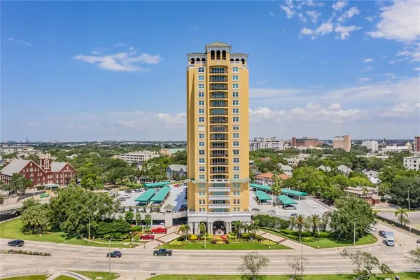 $3,400 | 345 Bayshore Boulevard, Unit 1402, Tampa, FL 33606