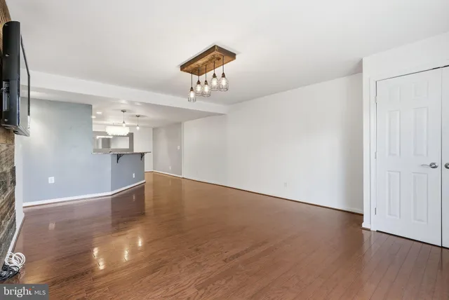 $2,200 | 1603 North Van Dorn Street, Alexandria, VA 22304