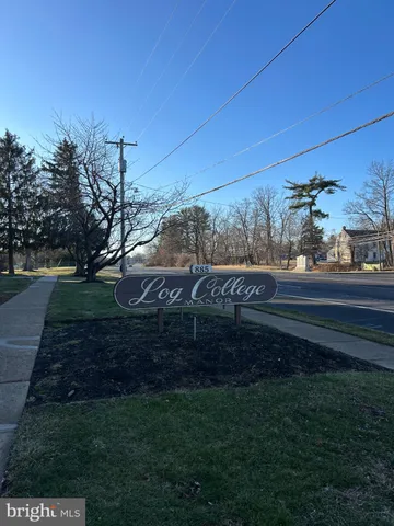 $1,500 | 885 North York Road, Unit 1B, Warminster, PA 18974