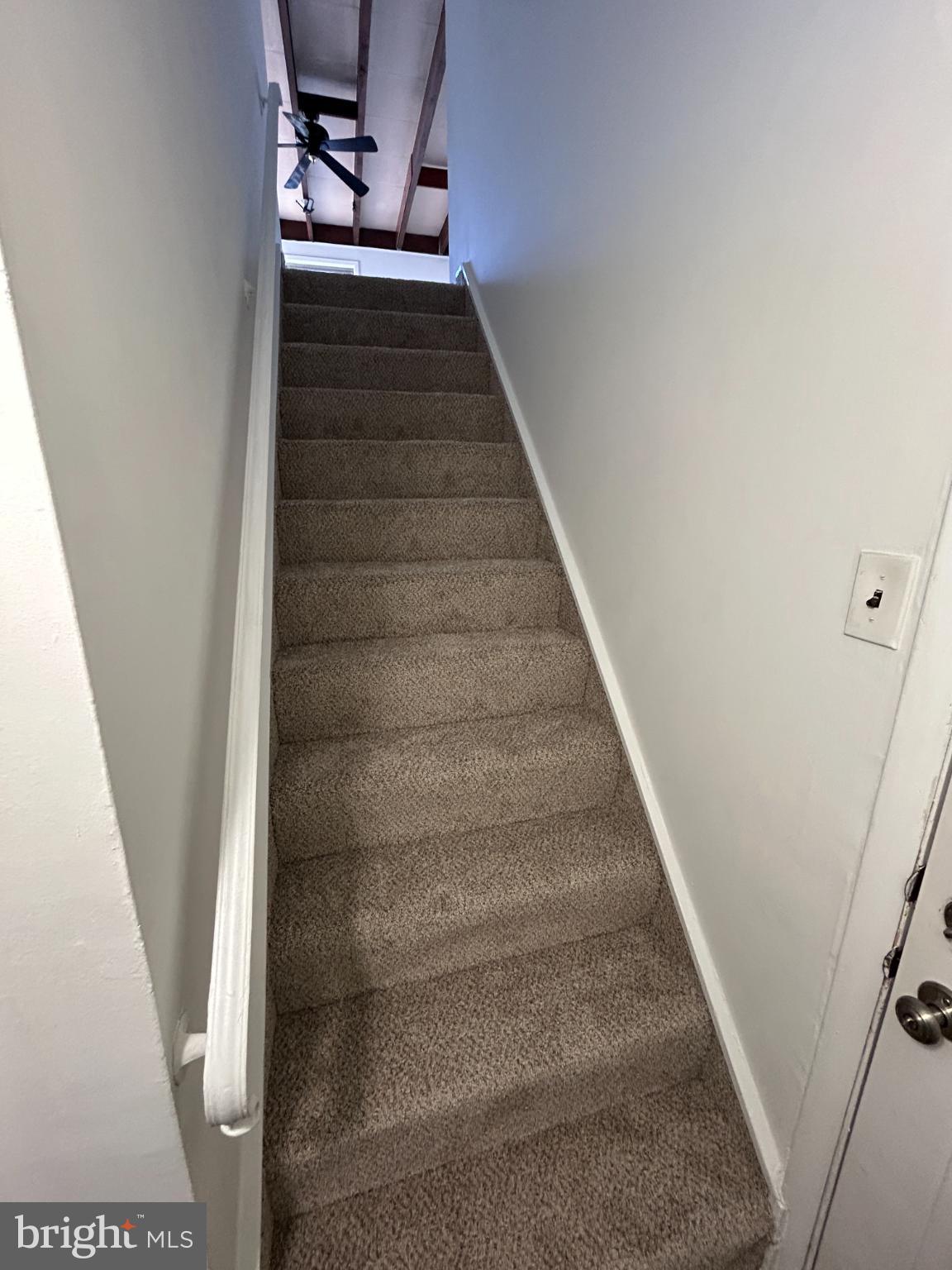 885 North York Road, Unit 1B Warminster, PA 18974 - Photo 3 of 8 Staircase leading to unit