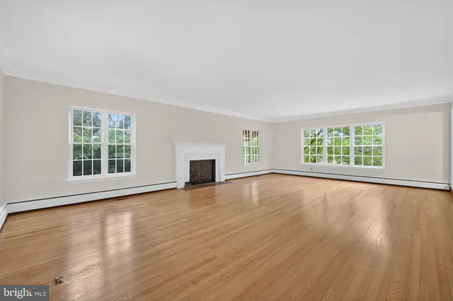 $1,100,000 | 45545 Lakeside Drive, Sterling, VA 20165