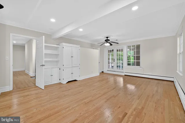 a view of a storage & utility room with washer and dryer