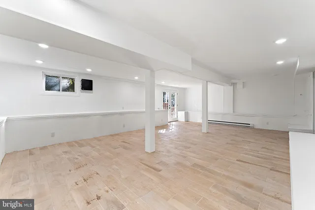 $1,100,000 | 45545 Lakeside Drive, Sterling, VA 20165