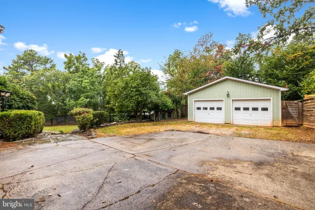 $1,100,000 | 45545 Lakeside Drive, Sterling, VA 20165