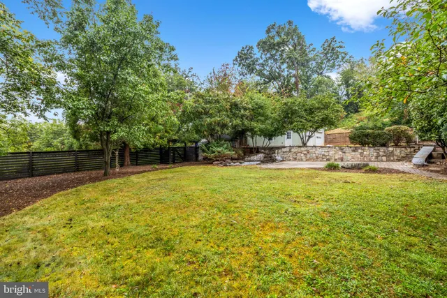 $1,100,000 | 45545 Lakeside Drive, Sterling, VA 20165